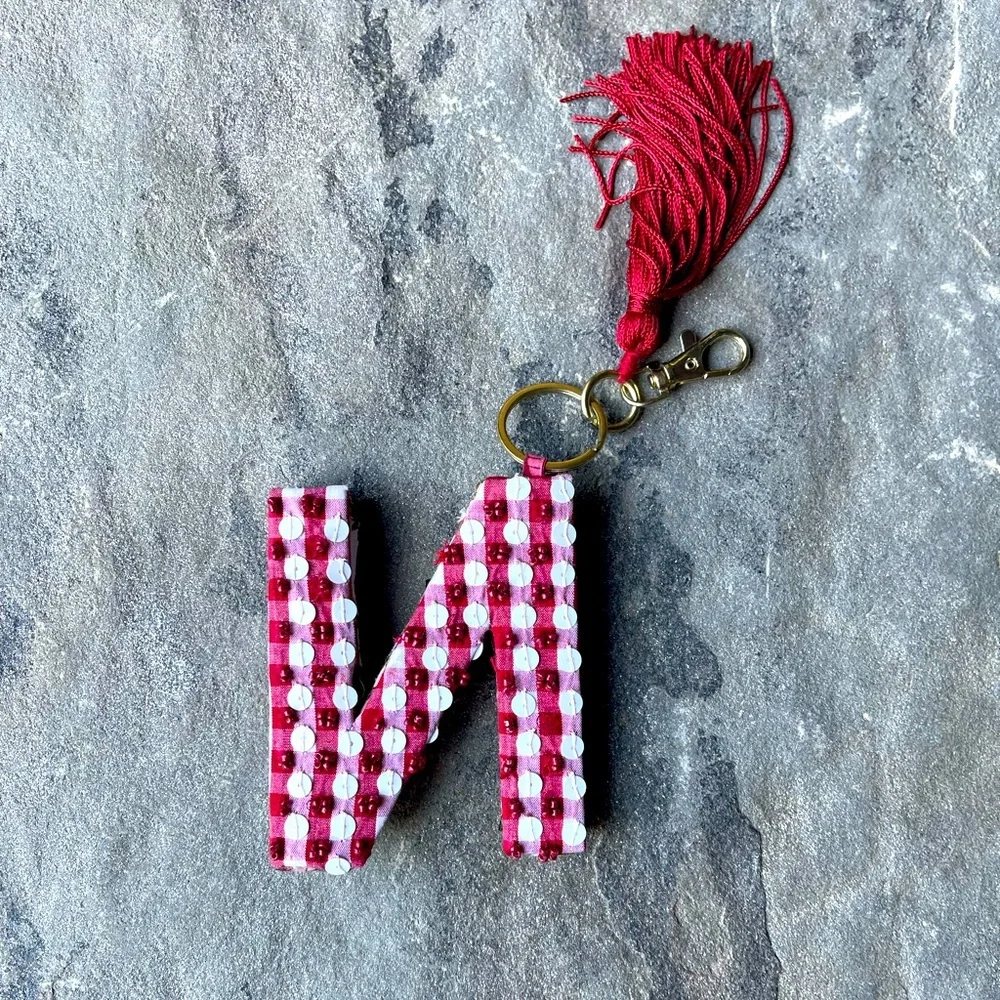 New🌟Anthropologie-Monogram Keychain-N